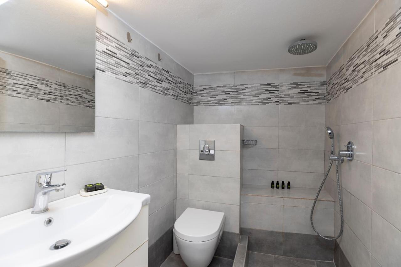 Villa Ostrich Fira  Dış mekan fotoğraf